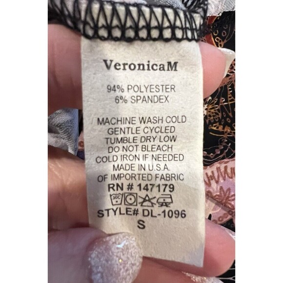 Veronica M Tiggy Stretch Wrap Paisley Purple Dress Size Small - Picture 8 of 8